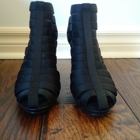 New in Box Gucci Elastic and Suede Isadora Gladiator Booties Sandals Heels 37.5 - Picture 3 of 11